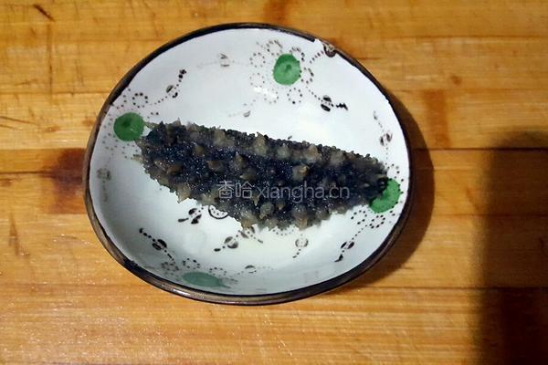 海参豆腐煲的做法图解1
