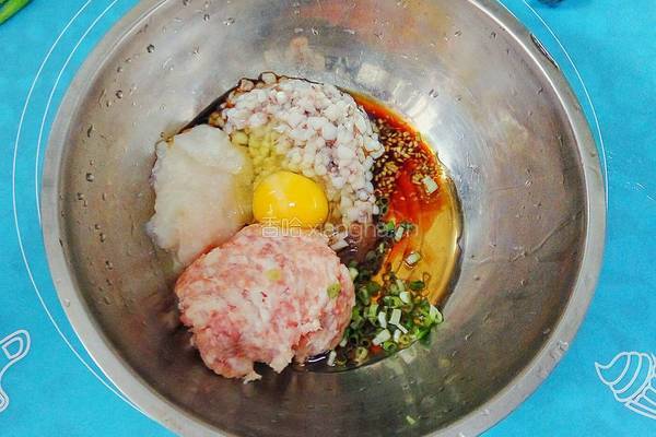 鱿鱼馅水饺的做法图解6