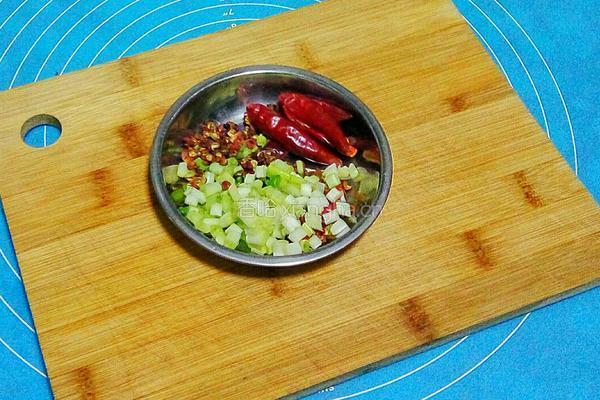 鱿鱼馅水饺的做法图解8