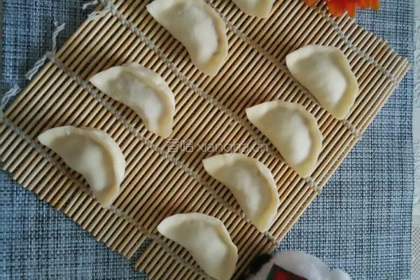 羊肉白菜水饺的做法图解9