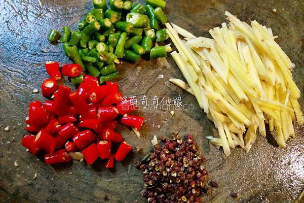 自贡鲜锅兔的做法图解5