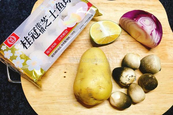 泰式咖喱鱼蛋的做法图解1