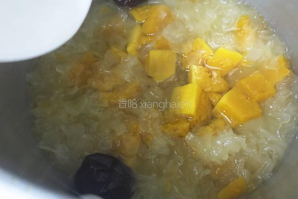银耳南瓜羹的做法图解8