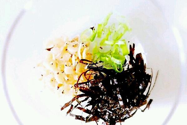 鲜肉馄饨的做法图解8