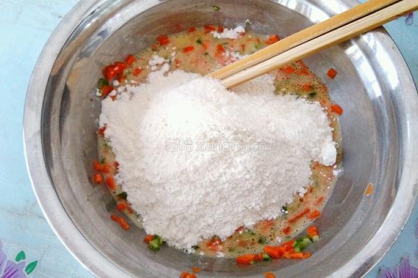 胡萝卜鸡蛋卷饼的做法图解3