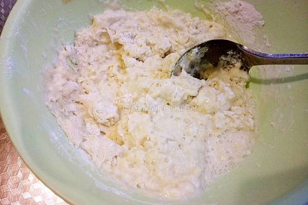 鸡蛋薄饼卷土豆丝的做法图解2