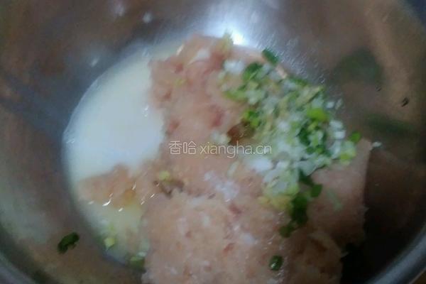 鸡肉丸子汤的做法图解3