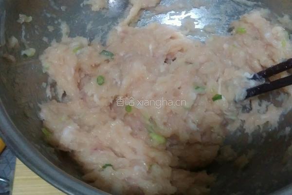 鸡肉丸子汤的做法图解4