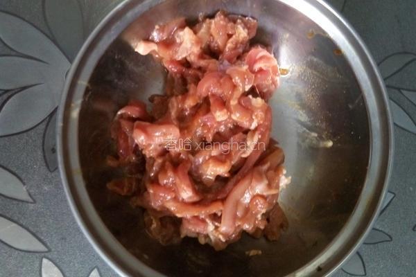 蛋白肉炒肉丝的做法图解2