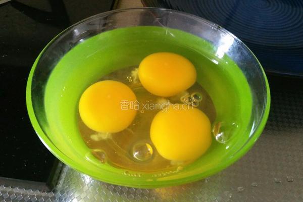 韭菜梗炒鸡蛋的做法图解2