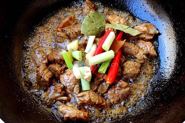 焖牛肉的做法图解4