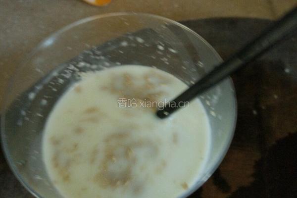 牛奶蒸米糕的做法图解2