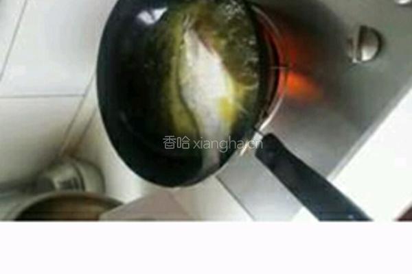 酥炸武昌鱼的做法图解3