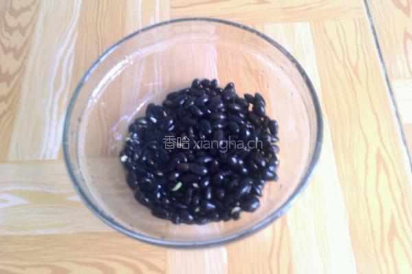猪蹄黑豆汤的做法图解5