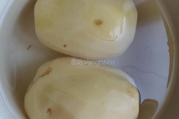 铁板土豆条的做法图解1