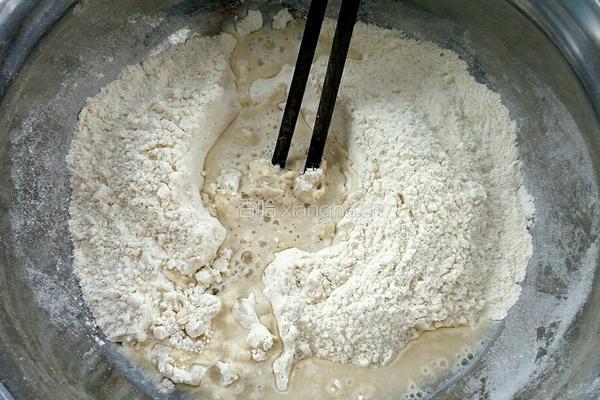 豆沙荞麦饼的做法图解3
