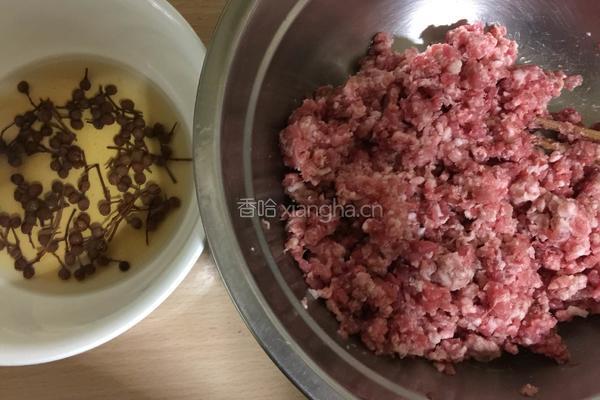 西葫芦蒸饺的做法图解7