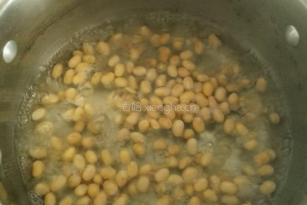 海带焖黄豆的做法图解4
