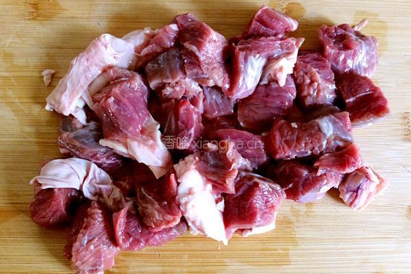 豆腐烩牛肉的做法图解2