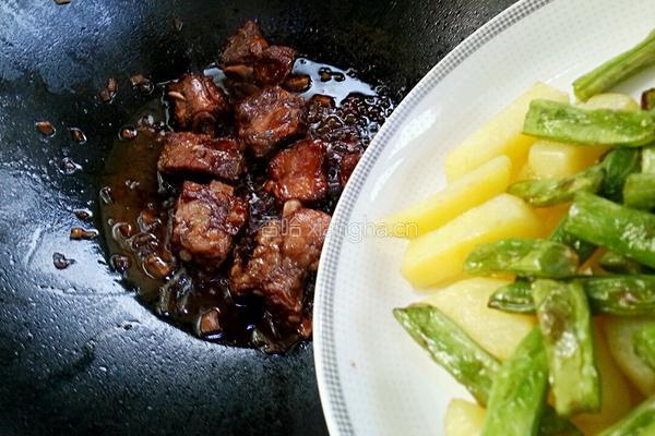 豆角土豆炖排骨的做法图解14