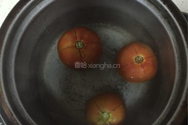番茄鸡蛋连汤面的做法图解2