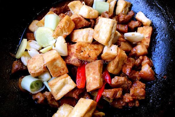 豆泡红烧肉的做法图解11