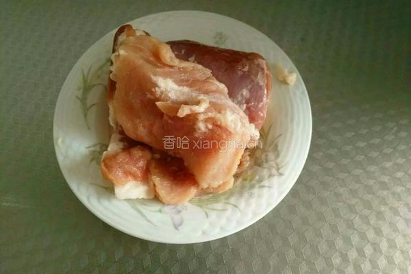 正宗东北香辣肉丝的做法图解1