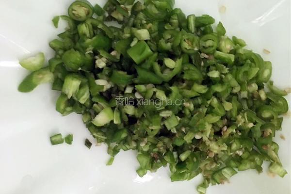 青椒炒豆腐的做法图解2