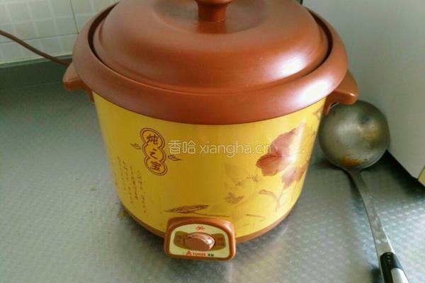 杂鱼煲的做法图解7