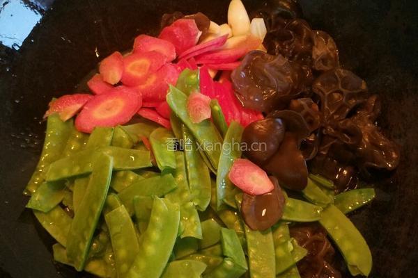 素炒荷兰豆的做法图解7