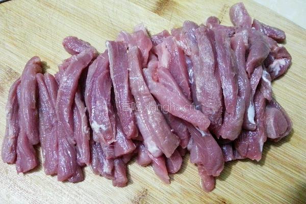 素糖醋里脊的做法图解1