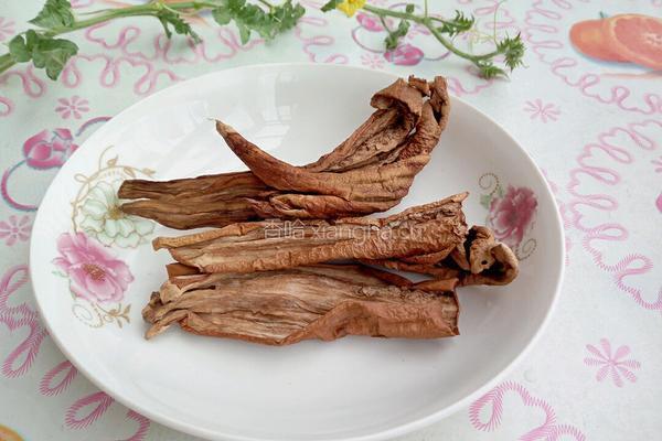 茄子干炒肉的做法图解1