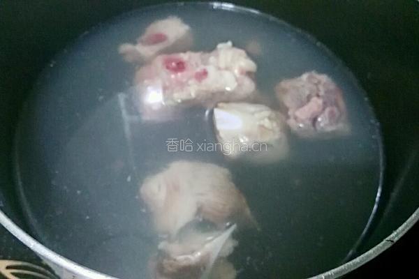 药膳排骨汤的做法图解4