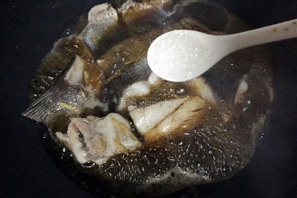 红烧鲢鱼的做法图解5
