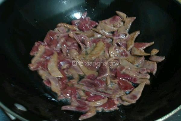 芹菜炒猪肝的做法图解5