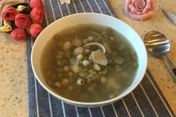 绿豆薏米百合汤的做法图解6