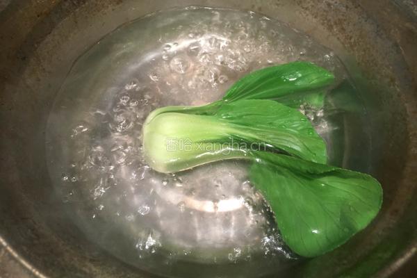 海参蔬菜小米粥的做法图解6