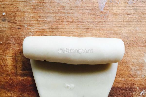 蛋黄莲蓉月饼的做法图解12