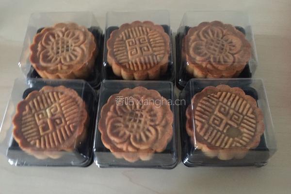 豆蓉蛋黄月饼的做法图解9