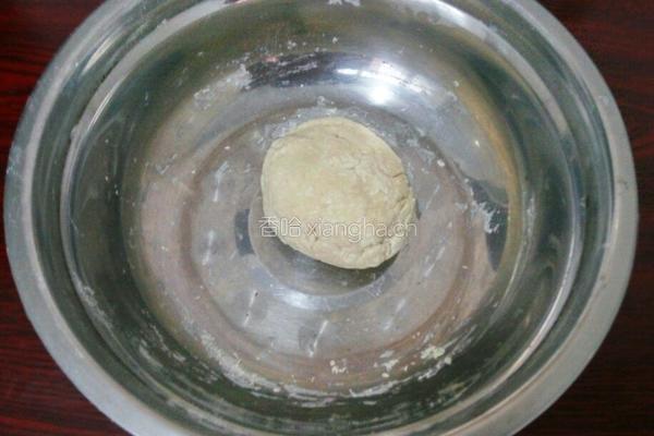 香菇木耳饺子的做法图解2