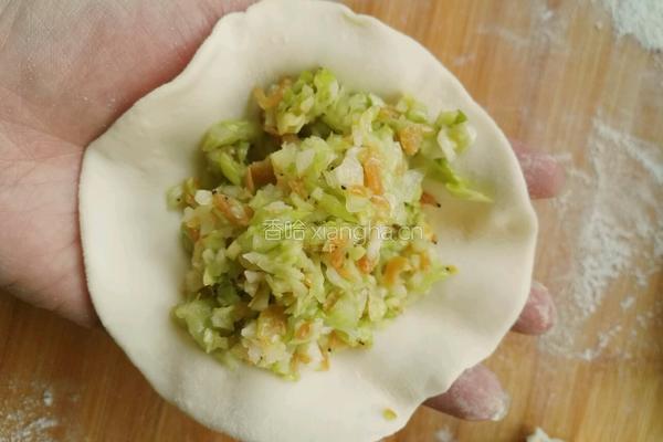包菜虾皮饼的做法图解12