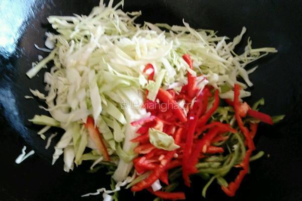 圆白菜焖饼的做法图解5