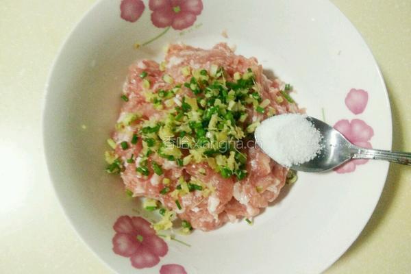 豆腐皮熏肉卷的做法图解5