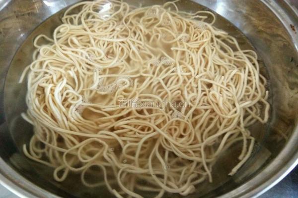 韩式豆浆面的做法图解6