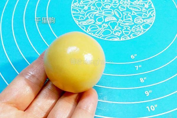 奶黄月饼的做法图解6