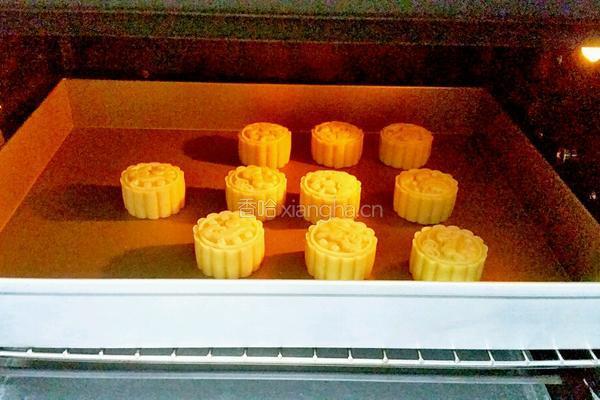 奶黄月饼的做法图解11