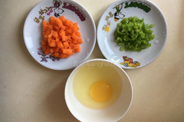 五彩炒饭的做法图解3