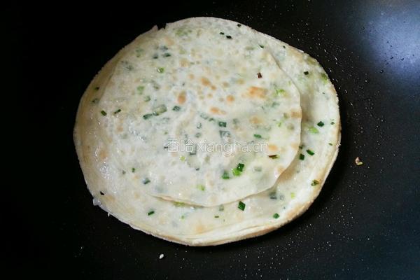 多层葱花烙饼的做法图解9
