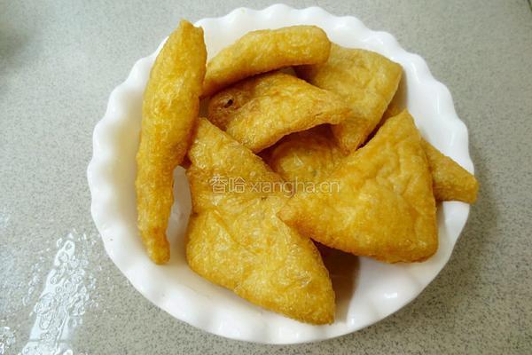 红烧三角油豆腐的做法图解1