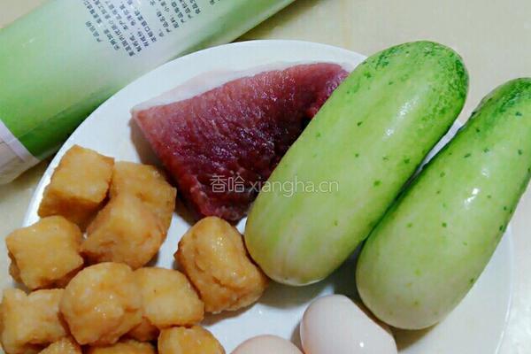 青瓜肉丝面的做法图解1